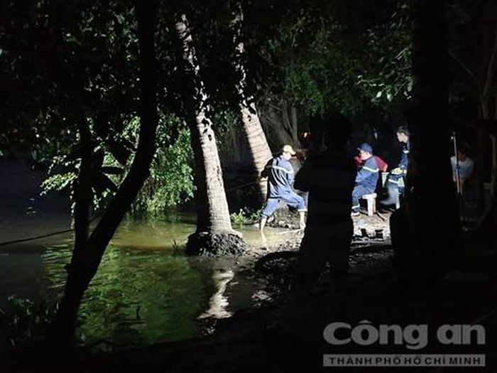 Bình Dương: 5 học sinh đi tắm sông, 1 em mất tích