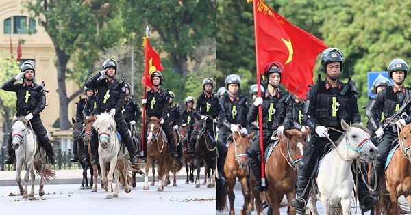 Toàn cảnh buổi ra mắt của Cảnh sát cơ động Kỵ binh diễu hành, báo cáo kết quả trước đại biểu Quốc hội
