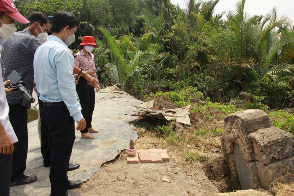 Long An: Phát hiện ngôi mộ cổ được cho là thân sinh Nguyễn Khắc Tuấn
