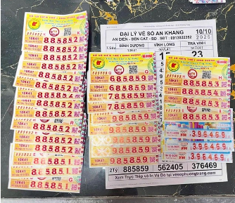 Hàng loạt tờ trúng xổ số miền Nam đài Bình Dương, có tứ quý 8888