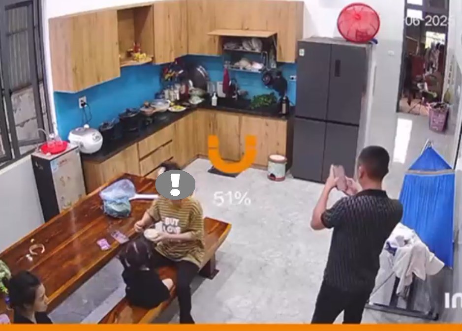 Đắk Lắk: ck đ@nh vk, doạ sẽ k chu cấp cho con nếu cứ lèm bèm