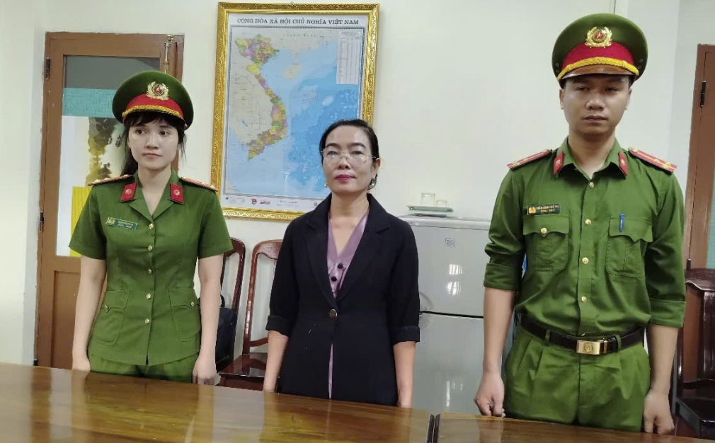 Cơ sở cà phê nổi tiếng bán hơn 17 tấn cà phê giả ra thị trường