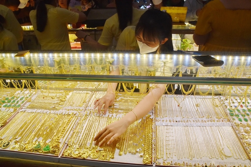 Giá vàng hôm nay (chiều 15-9): Bật tăng trở lại