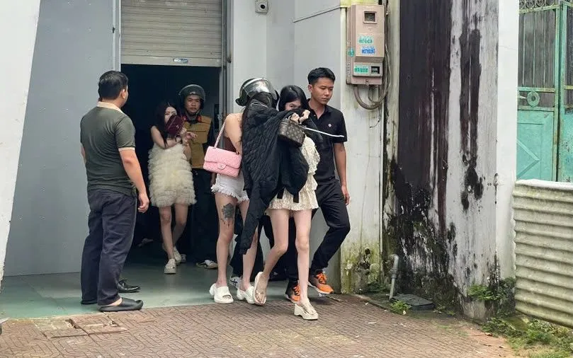 Chân dung 3 h;ot g;irl vừa bị b,ắ,t khi đang “p.h.ê pha” với khách