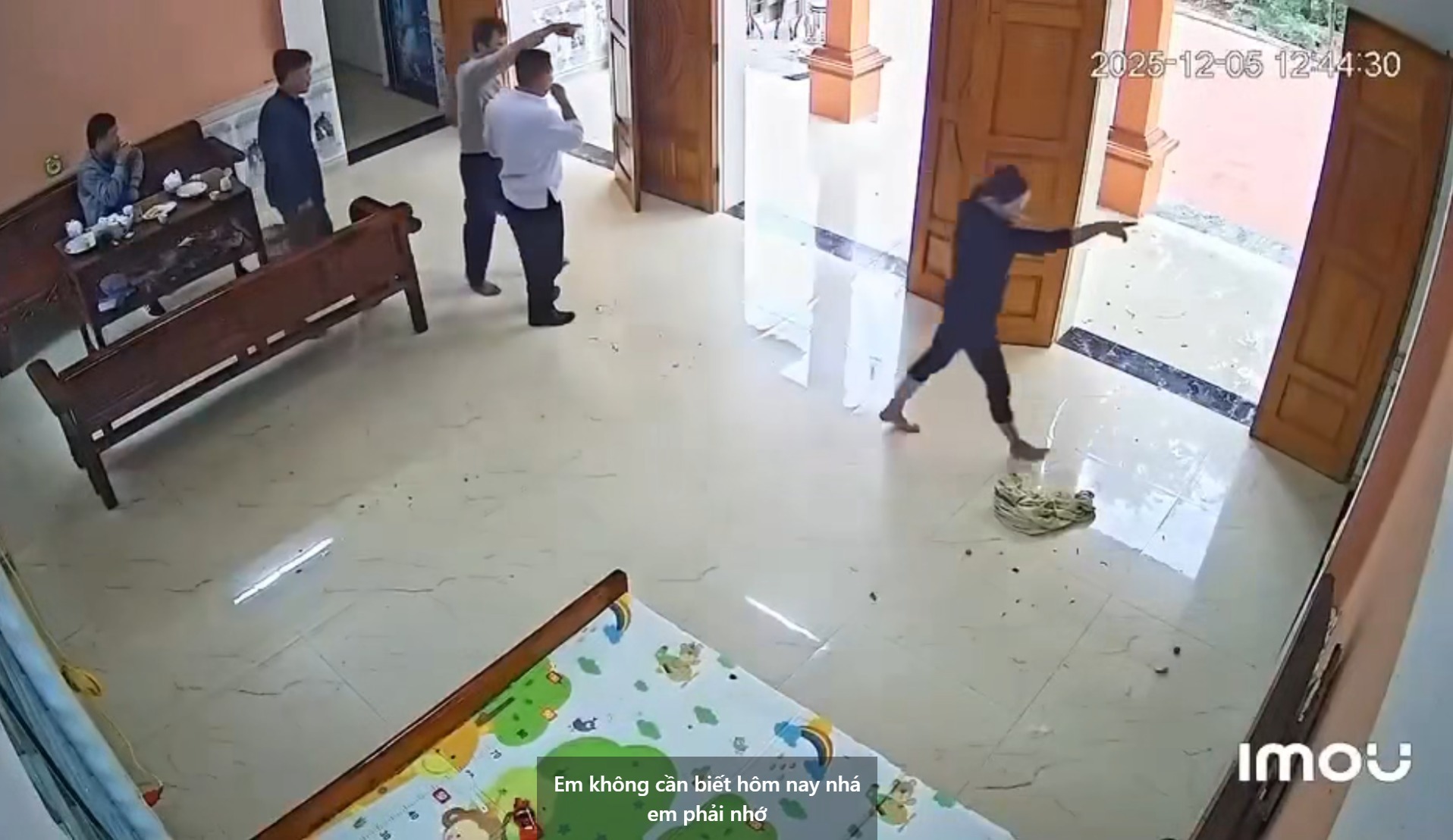 Full Vjdeo: em Ck về ăn giỗ thấy c dâu nấu dở liền .. Cân nhắc khj xem