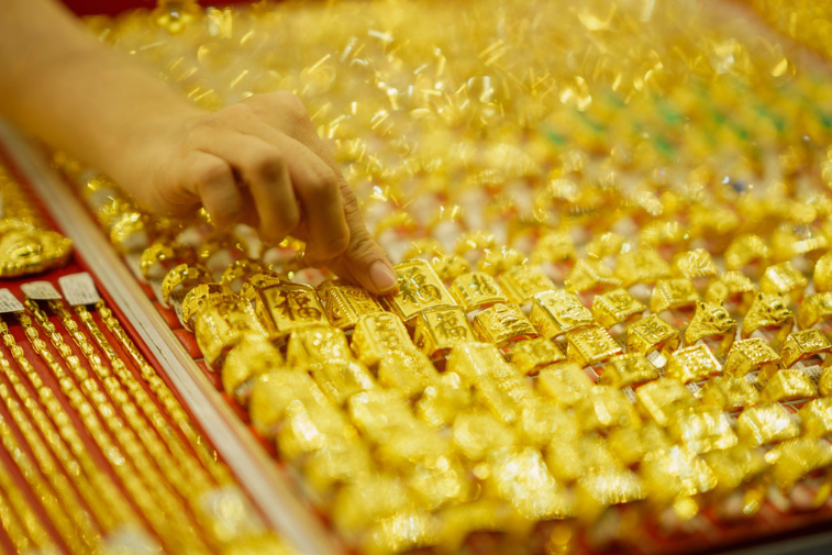 Giá vàng hôm nay 14/1/2026: Giá vàng tăng vọt lên đỉnh lịch sử sau biến động mới