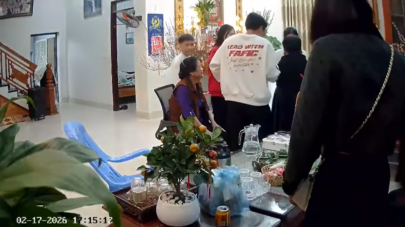 V-I-D-E-O Cuộc đời thật vô thường