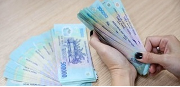 Trước 16/02/2026, các hộ gia đình sẽ được nhận 2.000.000 đồng nhân dịp Tết Nguyên đán theo Nghị quyết 83 khi có thành viên trong hộ làm việc tại đâu?