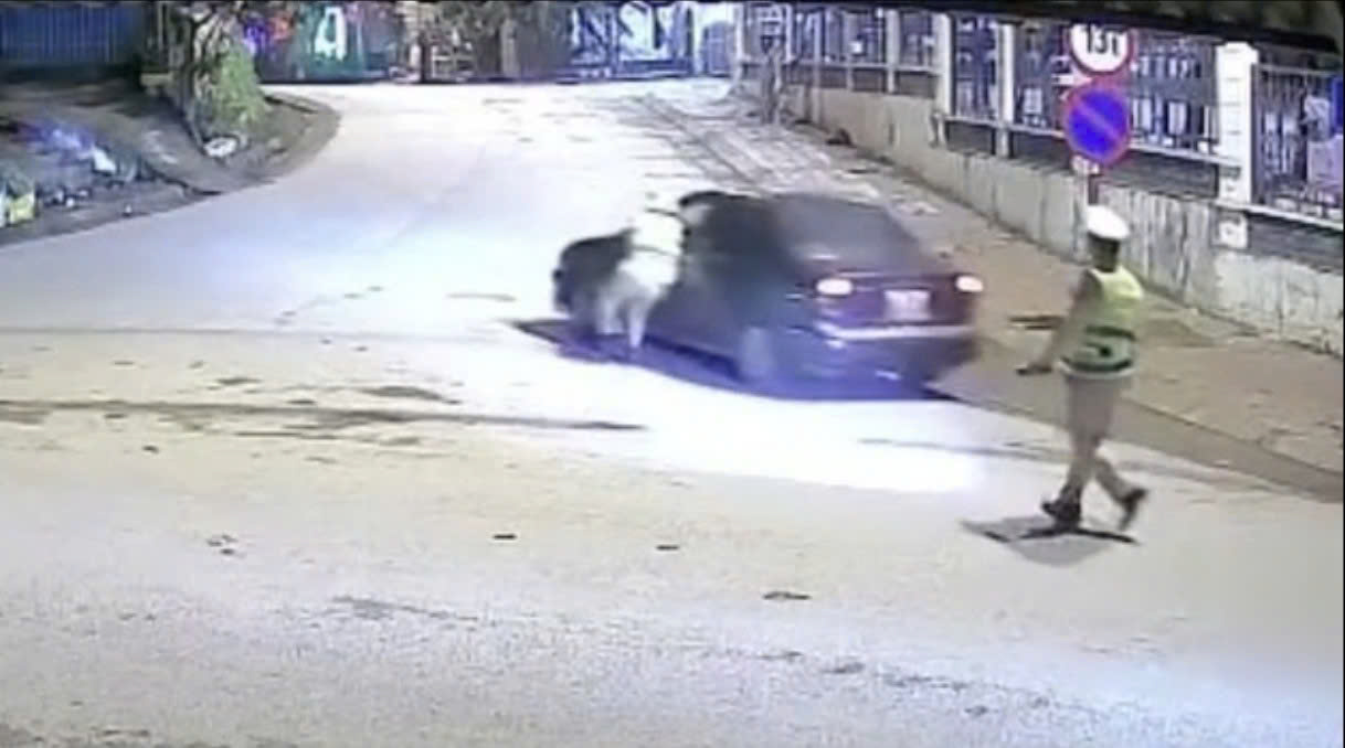 Bị đo nồng độ cồn, tài xế kéo kính xe kẹp tay CSGT rồi tăng ga bỏ chạy: Xác định danh tính