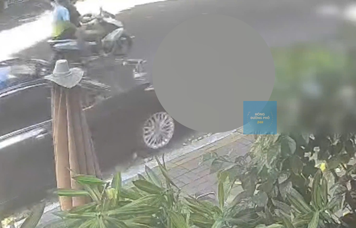 Cập nhật thêm cam vụ ô tô cuốn vào gầm khi đi bộ ở Vũng Tàu cũ
